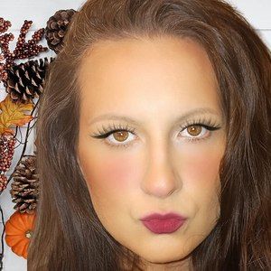 Meet your Posher, Desirae